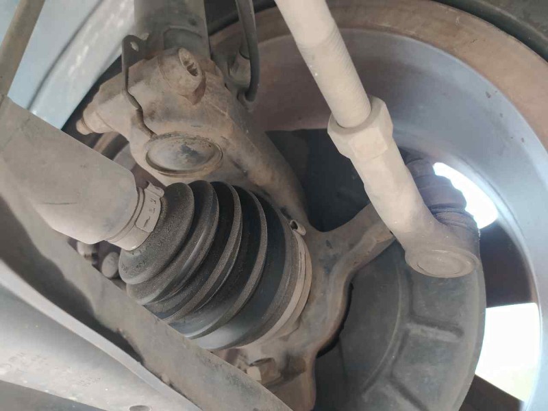 Recambio de mangueta delantera derecha para audi a1 (8x) attraction referencia OEM IAM 6C0407256A  