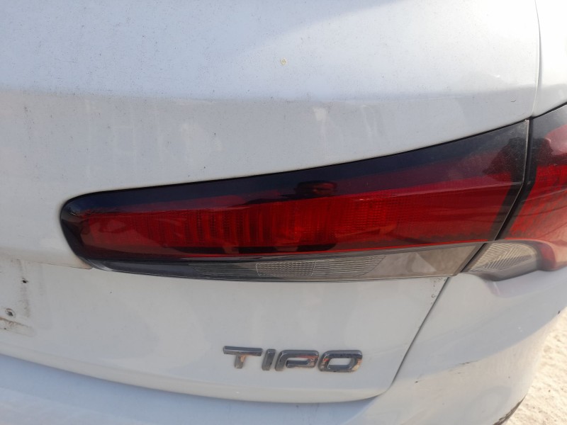 Recambio de piloto trasero derecho interior para fiat tipo hatchback (356_, 357_) 1.3 d (356hxh1a) referencia OEM IAM   