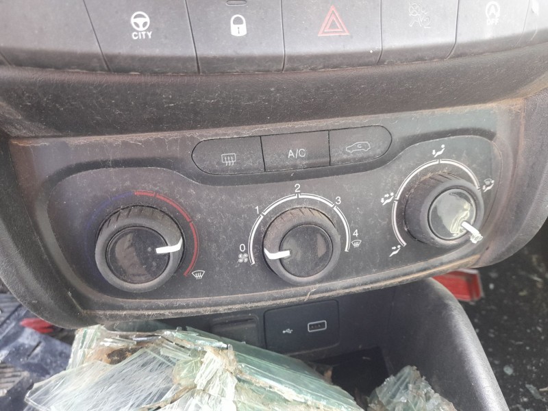 Recambio de mando calefaccion / aire acondicionado para fiat tipo hatchback (356_, 357_) 1.3 d (356hxh1a) referencia OEM IAM   