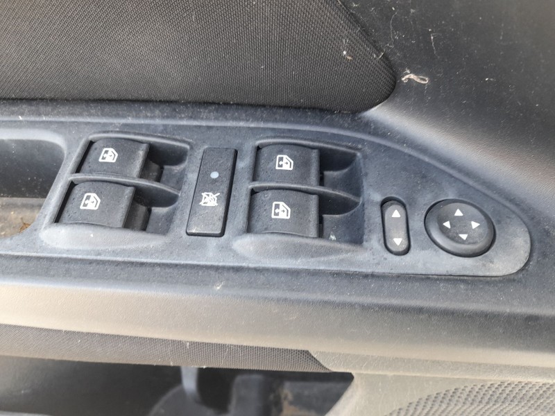 Recambio de mando elevalunas delantero izquierdo para fiat tipo hatchback (356_, 357_) 1.3 d (356hxh1a) referencia OEM IAM  C/MA