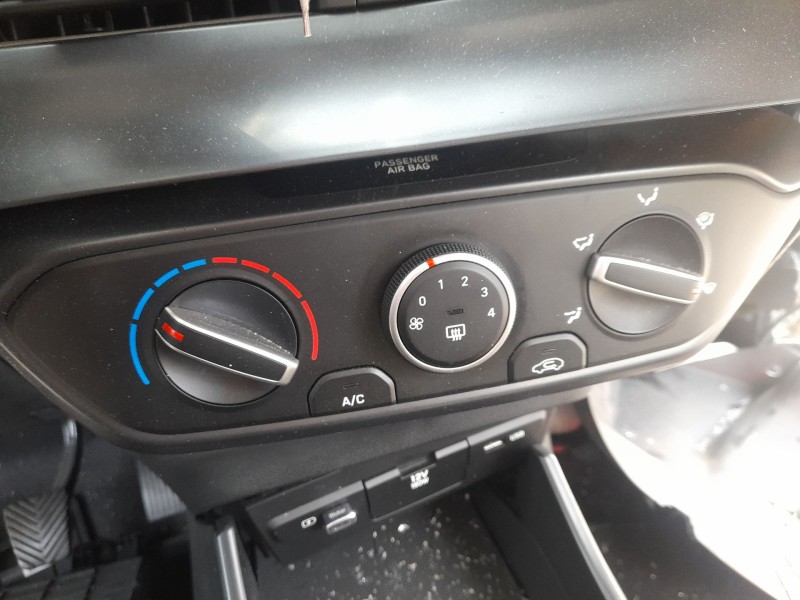 Recambio de mando calefaccion / aire acondicionado para hyundai i20 iii (bc3, bi3) 1.0 t-gdi referencia OEM IAM   