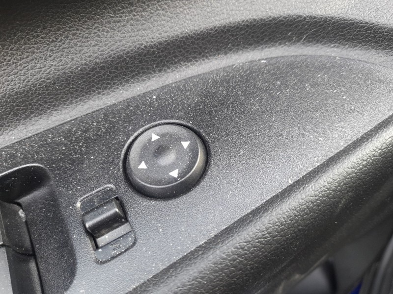 Recambio de mando elevalunas delantero izquierdo para hyundai i20 iii (bc3, bi3) 1.0 t-gdi referencia OEM IAM  C/MANDO RETROVISO