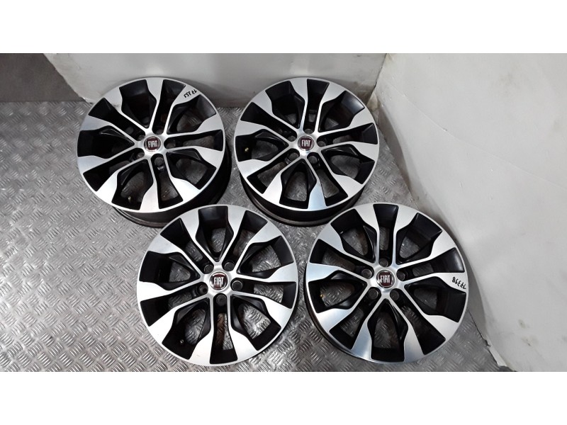 Recambio de juego llantas aluminio para fiat tipo hatchback (356_, 357_) 1.4 (356hxa1b) referencia OEM IAM 6.5X16 5 TORN ET39  A