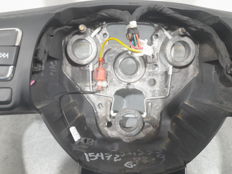 Recambio de volante para mg zs 1.5 vti referencia OEM IAM 11237276PHD5  