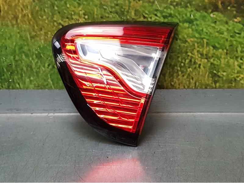 Recambio de piloto trasero derecho para renault captur intens referencia OEM IAM 0286414164  INTERIOR