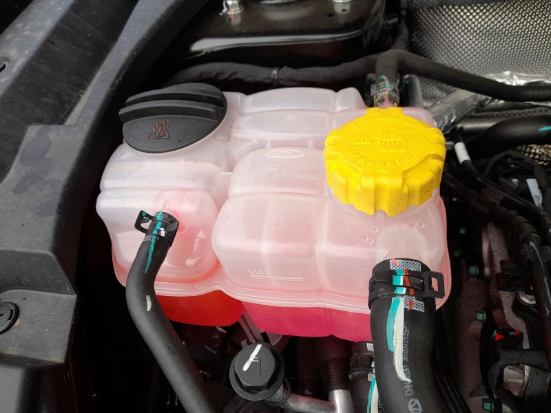 Recambio de deposito expansion para jaecoo 7 phev 1.5 tgdi 255kw referencia OEM IAM   