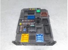 CAJA RELES / FUSIBLES 044071803687 