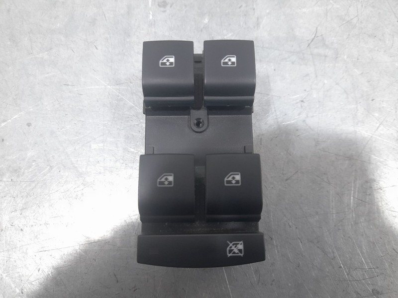 Recambio de mando elevalunas delantero izquierdo para chevrolet cruze (j300) 1.6 referencia OEM IAM 20830838  