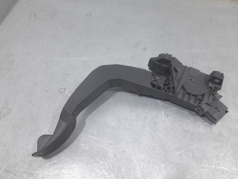 Recambio de potenciometro pedal para opel corsa f edition referencia OEM IAM 98378918 86ES70 