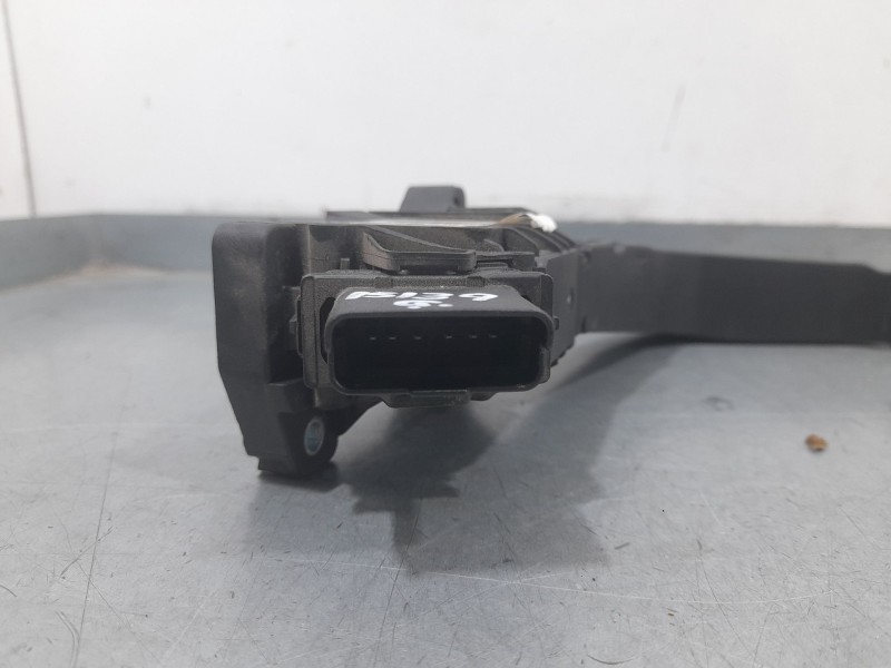 Recambio de potenciometro pedal para opel corsa f edition referencia OEM IAM 98378918 86ES70 