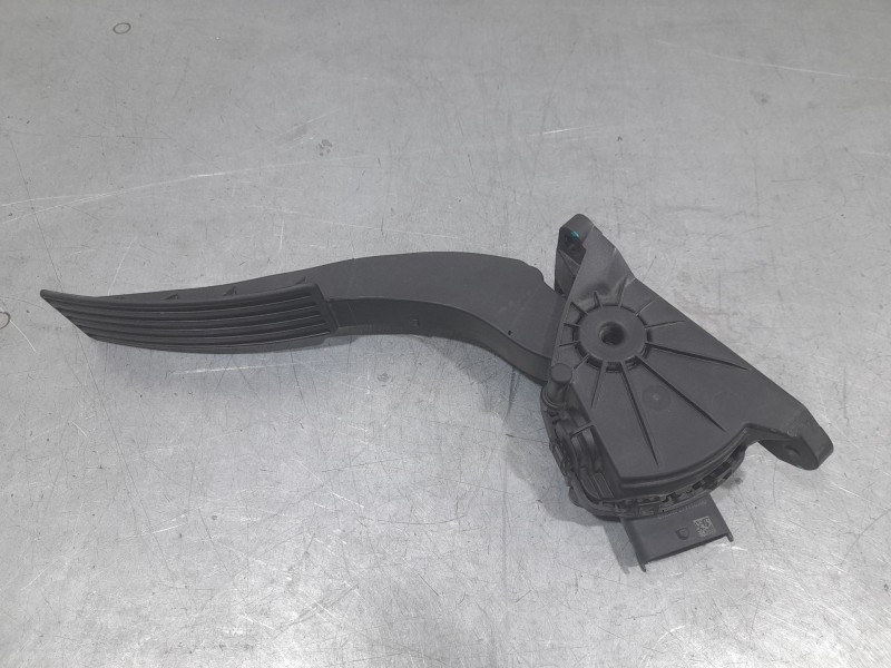 Recambio de potenciometro pedal para mg zs 1.5 vti referencia OEM IAM 50100101  