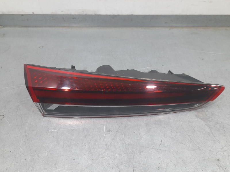 Recambio de piloto trasero izquierdo interior para renault captur ii (hf_) tce 140 (hfn0) referencia OEM IAM 265553734R  