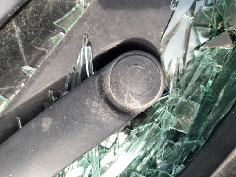 Recambio de motor limpia delantero para kia niro (de) 1.6 gdi hybrid referencia OEM IAM   