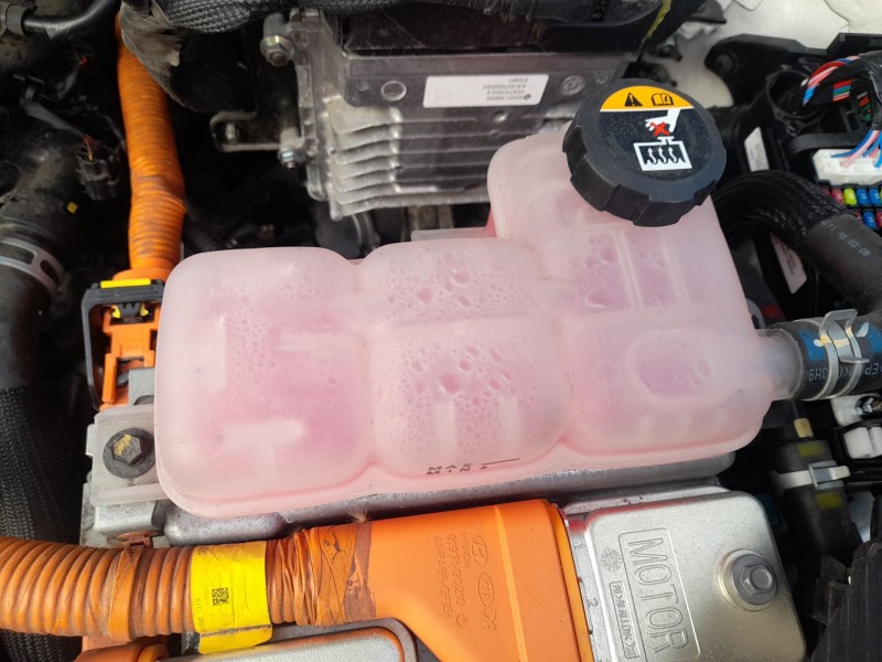 Recambio de deposito expansion para kia niro (de) 1.6 gdi hybrid referencia OEM IAM   