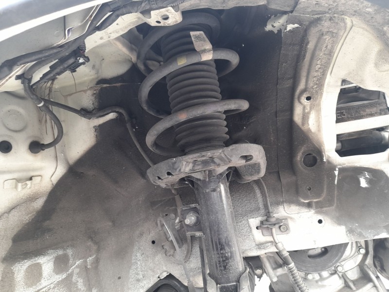 Recambio de amortiguador delantero derecho para kia niro (de) 1.6 gdi hybrid referencia OEM IAM   