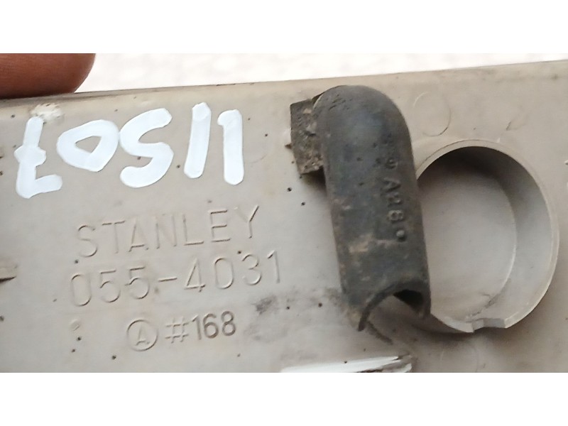 Recambio de piloto lateral izquierdo para honda prelude (bb1/2/3) 2.0i (bb3) referencia OEM IAM 0554031  FALSO ROZADO