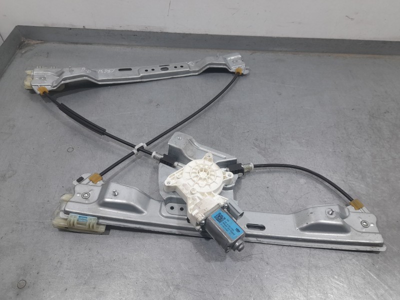 Recambio de elevalunas delantero derecho para dr 5.0 hybrido glp referencia OEM IAM J686104120BA  2 PINES