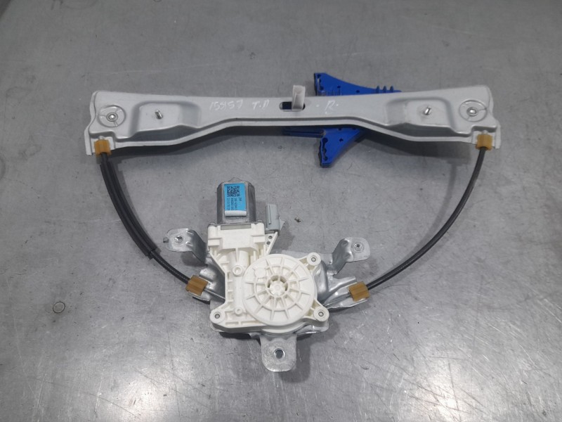 Recambio de elevalunas trasero derecho para dr 5.0 hybrido glp referencia OEM IAM SIN REF  