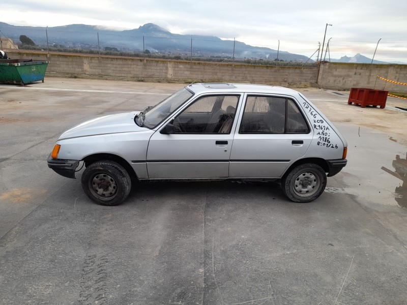peugeot 205 i (741a/c) del año 1986
