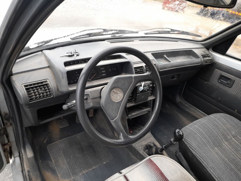 peugeot 205 i (741a/c) del año 1986