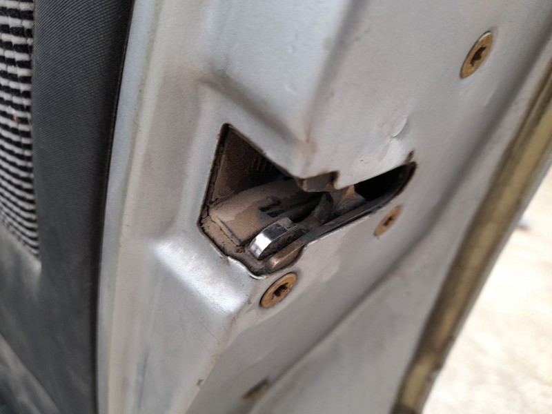 Recambio de cerradura puerta delantera derecha para peugeot 205 i (741a/c) 1.7 diesel referencia OEM IAM   