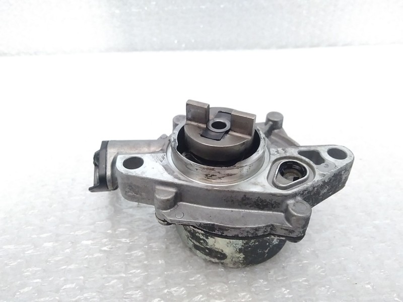 Recambio de depresor freno / bomba vacio para ford fiesta (cb1) ambiente referencia OEM IAM 9658398080 7281440901 PIERBURB