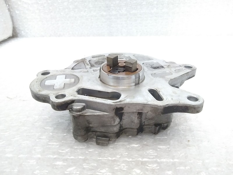 Recambio de depresor freno / bomba vacio para seat leon (1p1) 1.6 tdi referencia OEM IAM 03L145100  BOSCH