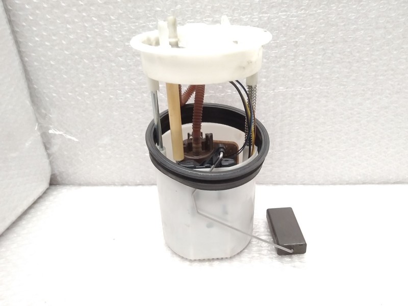 Recambio de aforador para seat ibiza (6j5) stylance / style referencia OEM IAM 6R0919051 A2C53294168 SIEMENS VDO