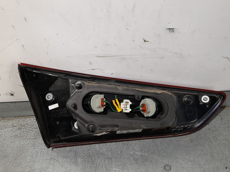 Recambio de piloto trasero derecho para hyundai i20 classic referencia OEM IAM 92404C8000  INTERIOR