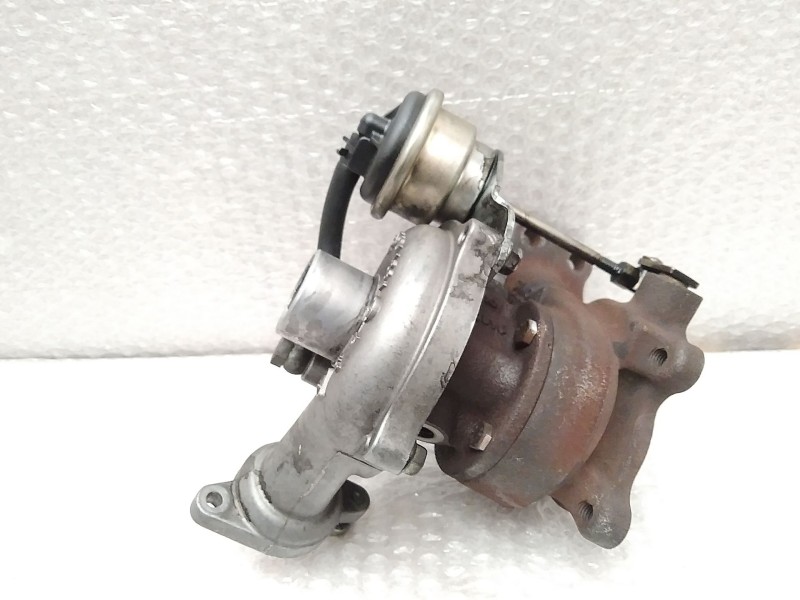 Recambio de turbocompresor para ford fiesta (cb1) 1.4 tdci cat referencia OEM IAM KP35487599 FC5050233157 KKK