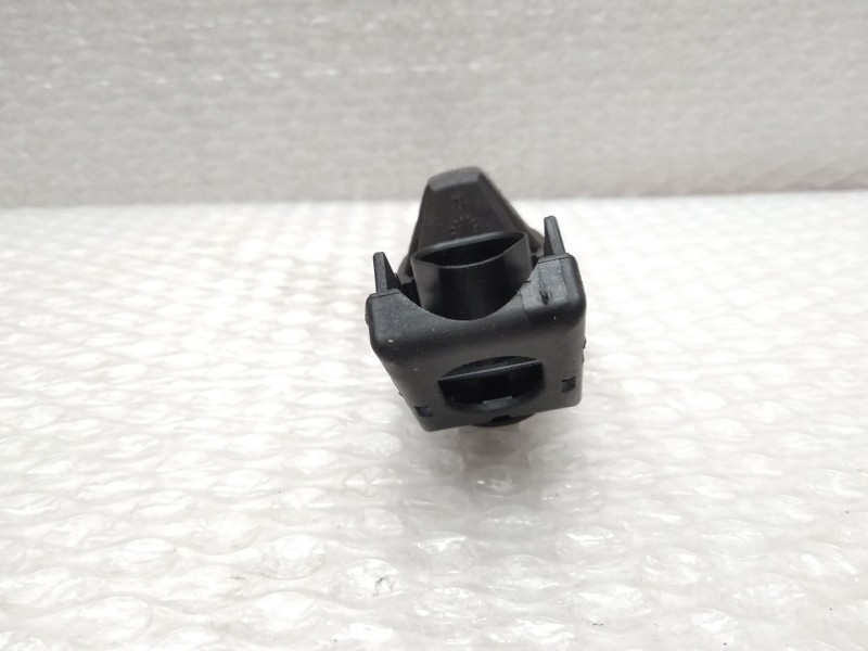 Recambio de bobina encendido para peugeot 207 urban referencia OEM IAM V7594937 0221504470 BOSCH