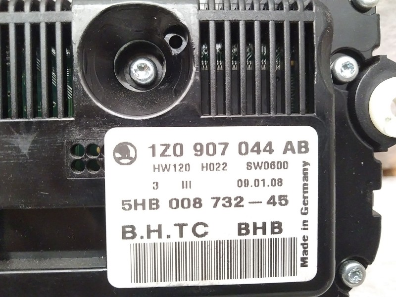 Recambio de mando climatizador para skoda octavia berlina (1z3) active referencia OEM IAM 1Z0907044AB 5HB00873245 