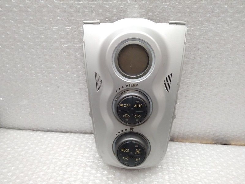 Recambio de mando climatizador para toyota yaris (ksp9/scp9/nlp9) básico referencia OEM IAM 559000D210  