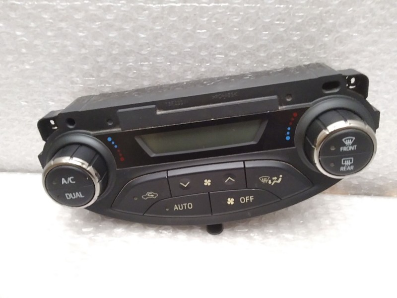 Recambio de mando climatizador para toyota yaris hsd active referencia OEM IAM 559000D340  