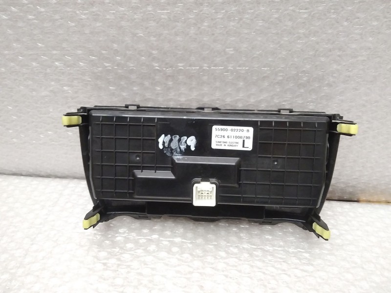 Recambio de mando climatizador para toyota auris luna referencia OEM IAM 5590002220B 7C2661100B79B 