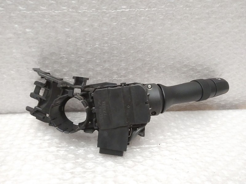 Recambio de mando luces para toyota auris luna referencia OEM IAM 02330 17F249 G28