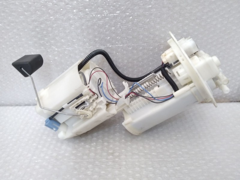 Recambio de aforador para toyota auris luna referencia OEM IAM 7702002200 7E3B171 DENSO