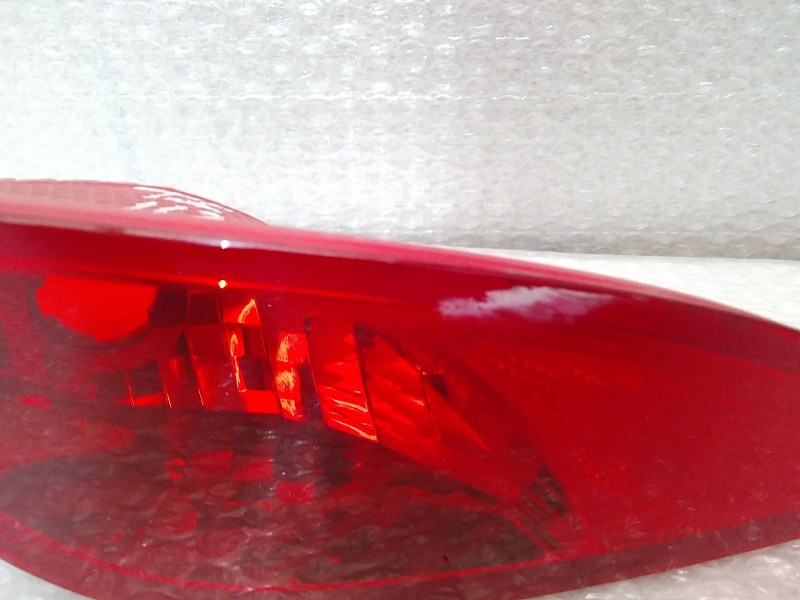 Recambio de faro antiniebla trasero izquierdo para hyundai ix35 classic 2wd referencia OEM IAM 924052Y3  