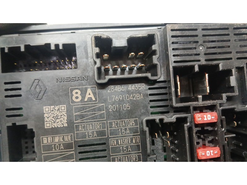 Recambio de caja reles / fusibles para dacia sandero iii 1.0 tce 90 referencia OEM IAM   