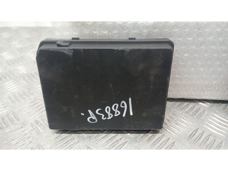 Recambio de caja reles / fusibles para dacia sandero iii 1.0 tce 90 referencia OEM IAM   