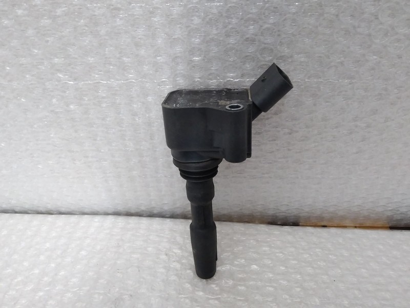 Recambio de bobina encendido para volkswagen polo (6r1) advance referencia OEM IAM 04E905110K 77300010. 18 ELDOR