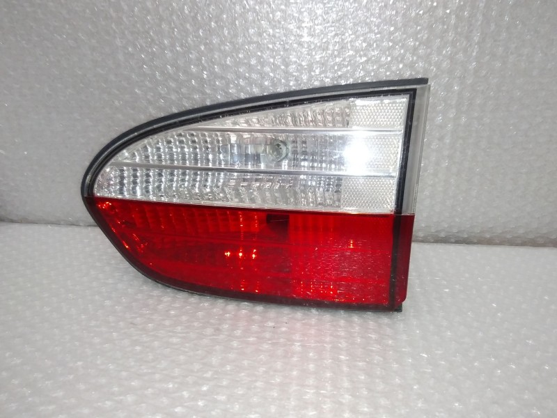 Recambio de piloto trasero derecho para hyundai h 1 h 1 combi con puerta de dos referencia OEM IAM 924064A61 TOCADO INTERIOR