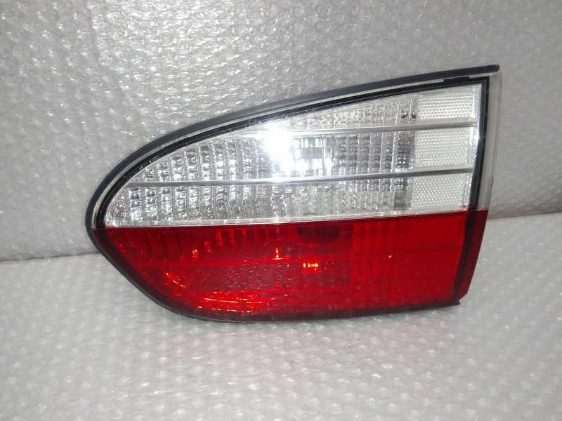 Recambio de piloto trasero derecho para hyundai h 1 h 1 combi con puerta de dos referencia OEM IAM 924064A61 TOCADO INTERIOR