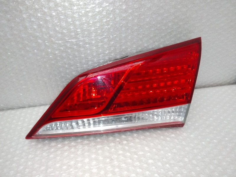 Recambio de piloto trasero derecho para hyundai i40 comfort referencia OEM IAM 924143Z300  INTERIOR