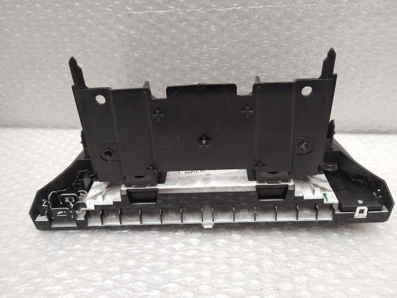 Recambio de sistema navegacion gps para peugeot partner kasten furgon referencia OEM IAM 98345773ZD 35260702 