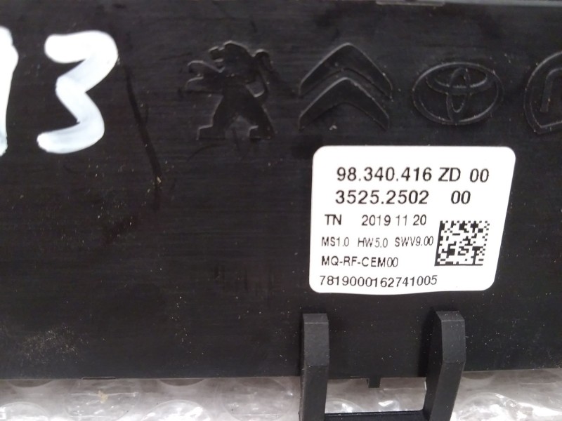 Recambio de mando climatizador para peugeot partner kasten furgon referencia OEM IAM 98340416ZD 35252502 