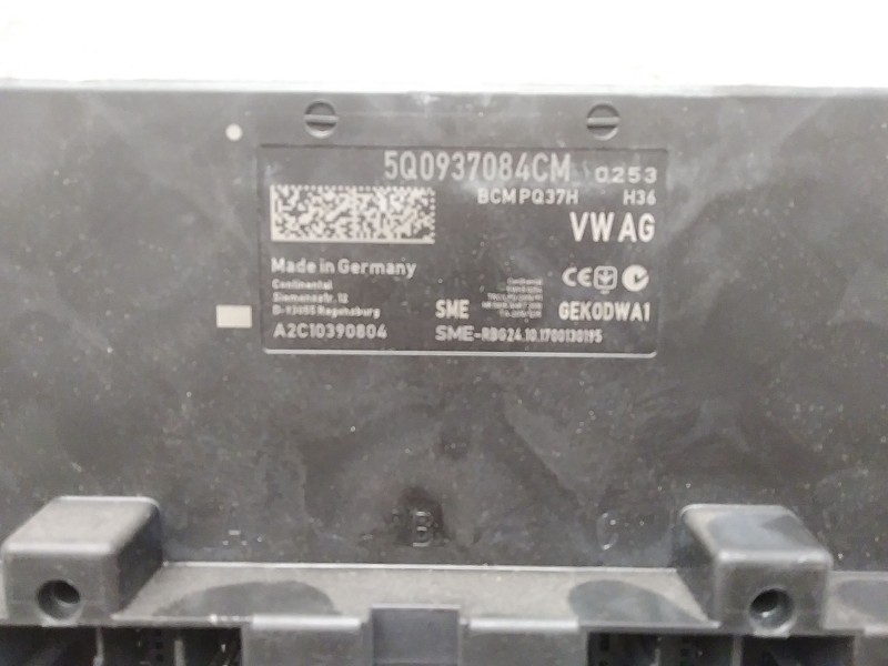 Recambio de modulo electronico para skoda superb (3v3) active referencia OEM IAM 5Q0937084CM A2C10390804 SIEMENS CONTINENTAL