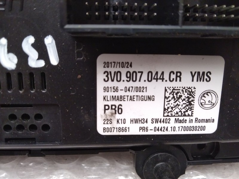 Recambio de mando climatizador para skoda superb (3v3) active referencia OEM IAM 3V907044CR 901560470021 KLIMABETAETIGUNG