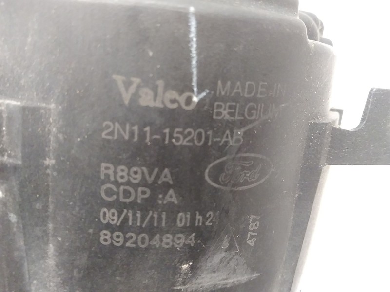 Recambio de faro antiniebla derecho para ford fiesta (cb1) ambiente referencia OEM IAM 2N1115201AB 89204894 VALEO