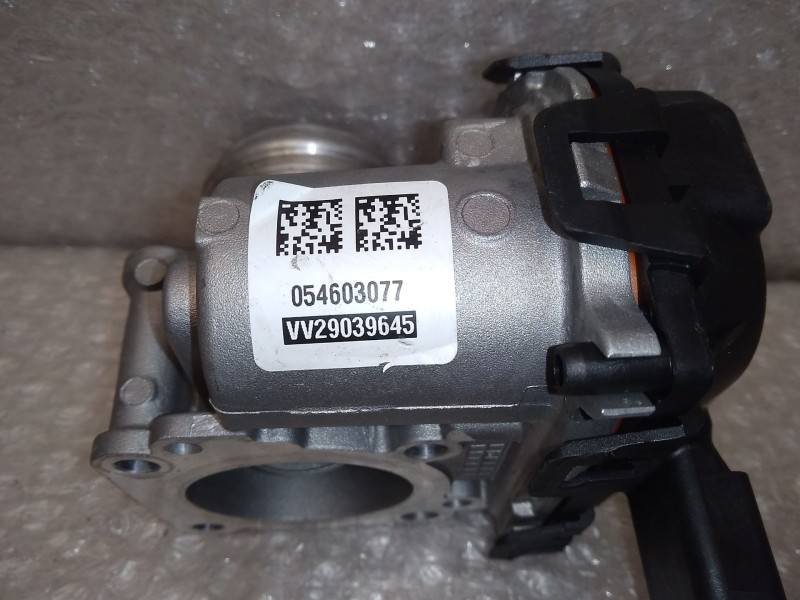 Recambio de caja mariposa para peugeot 308 1.6 16v referencia OEM IAM 980723858002 98359L01 VALEO